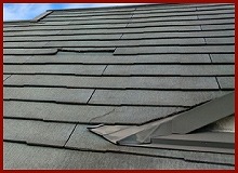 層間剝離で屋根のパミールが酷い状態に…