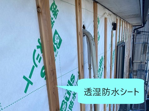 サイディングボードの張り替え工事　金属製へ生まれ変わりました