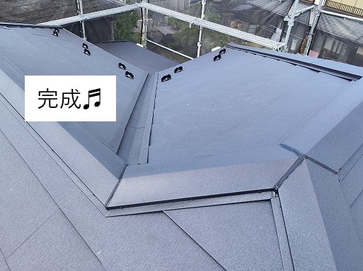 スレート屋根からSGL鋼板スーパーガルテクトへカバー工法
