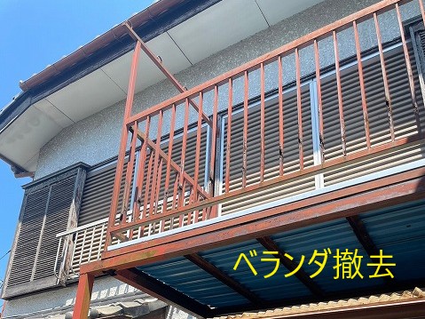外壁塗装　外装のリフォームが完了　ベランダ