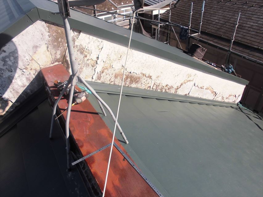 春日部市カバー工法