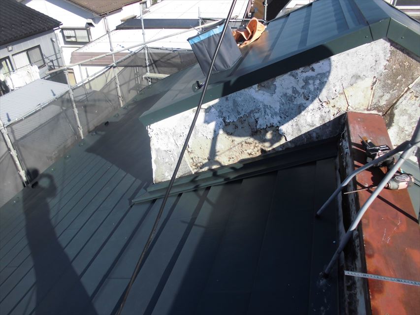 春日部市カバー工法