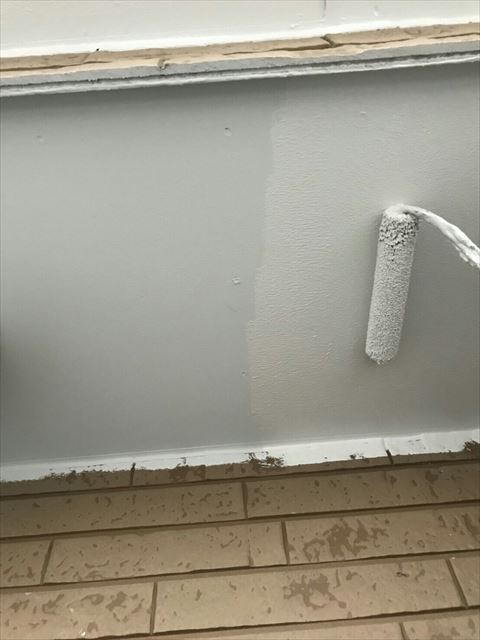 軒天塗装上塗り