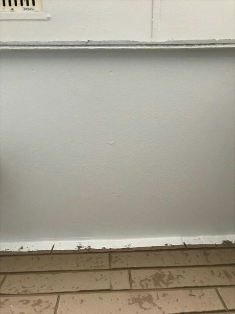 軒天塗装上塗り