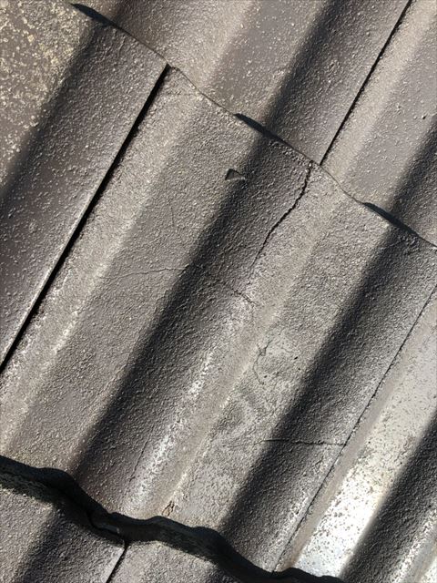 モニエル瓦　クラック