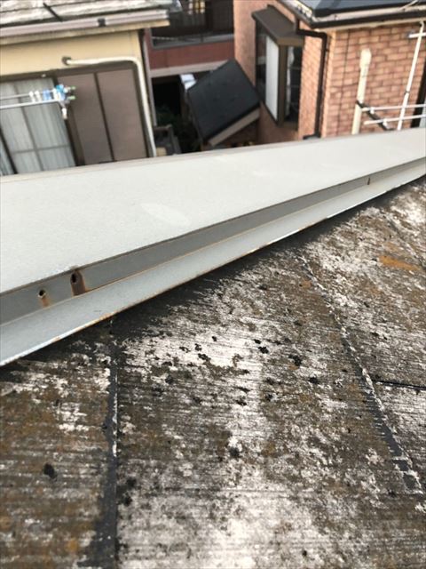 屋根棟板金浮き