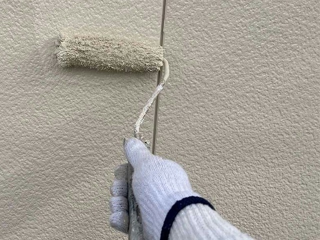 サイディング外壁に対する高機能フッ素樹脂塗料を用いた塗り替え施工