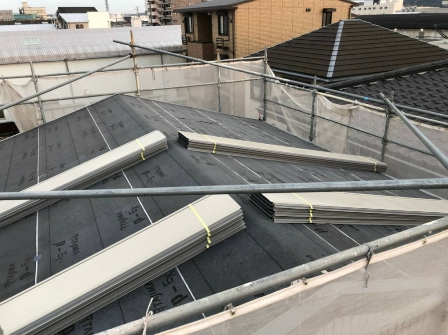 棟板金が飛んだ　スレート