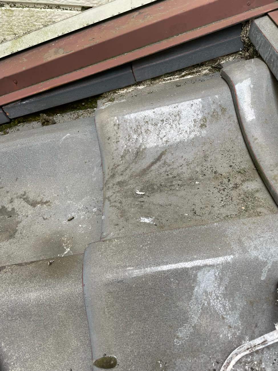 漆喰取り除き後の清掃