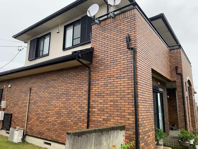 塗装メンテナンスを行う雨樋や鼻隠しなどの付帯部