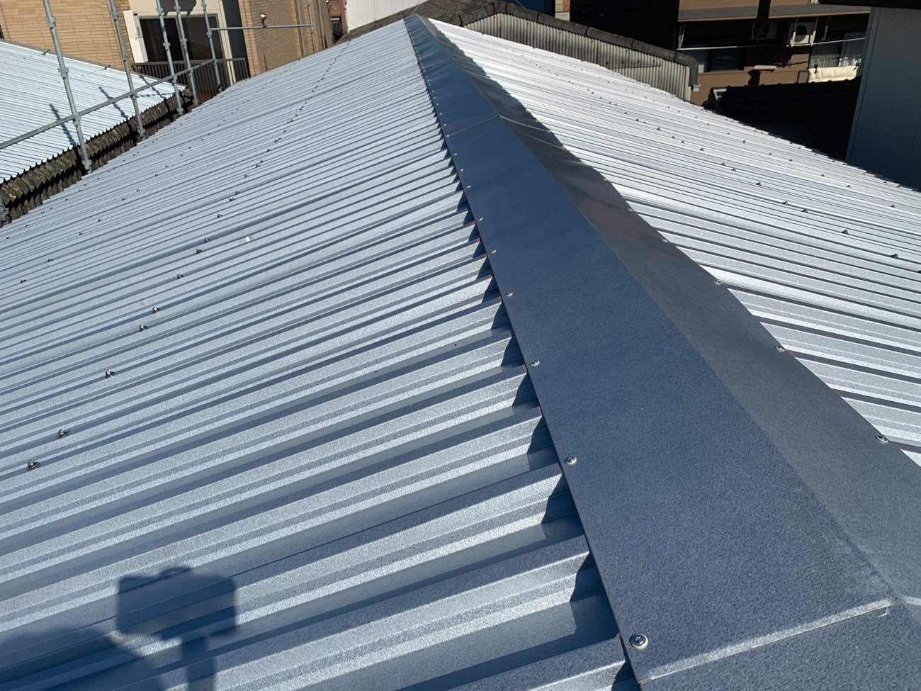 棟板金の取り付け