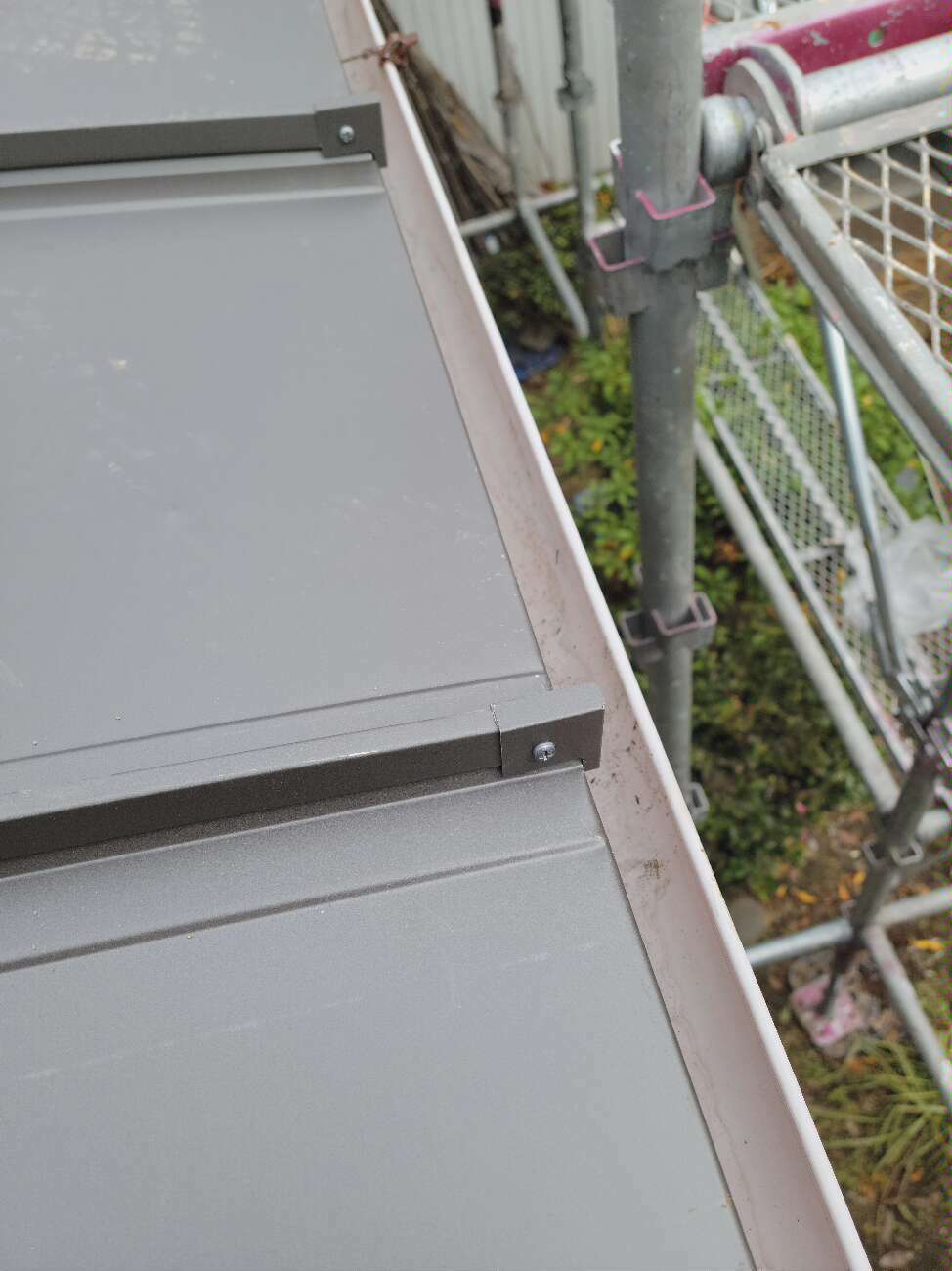 軒先唐草の設置