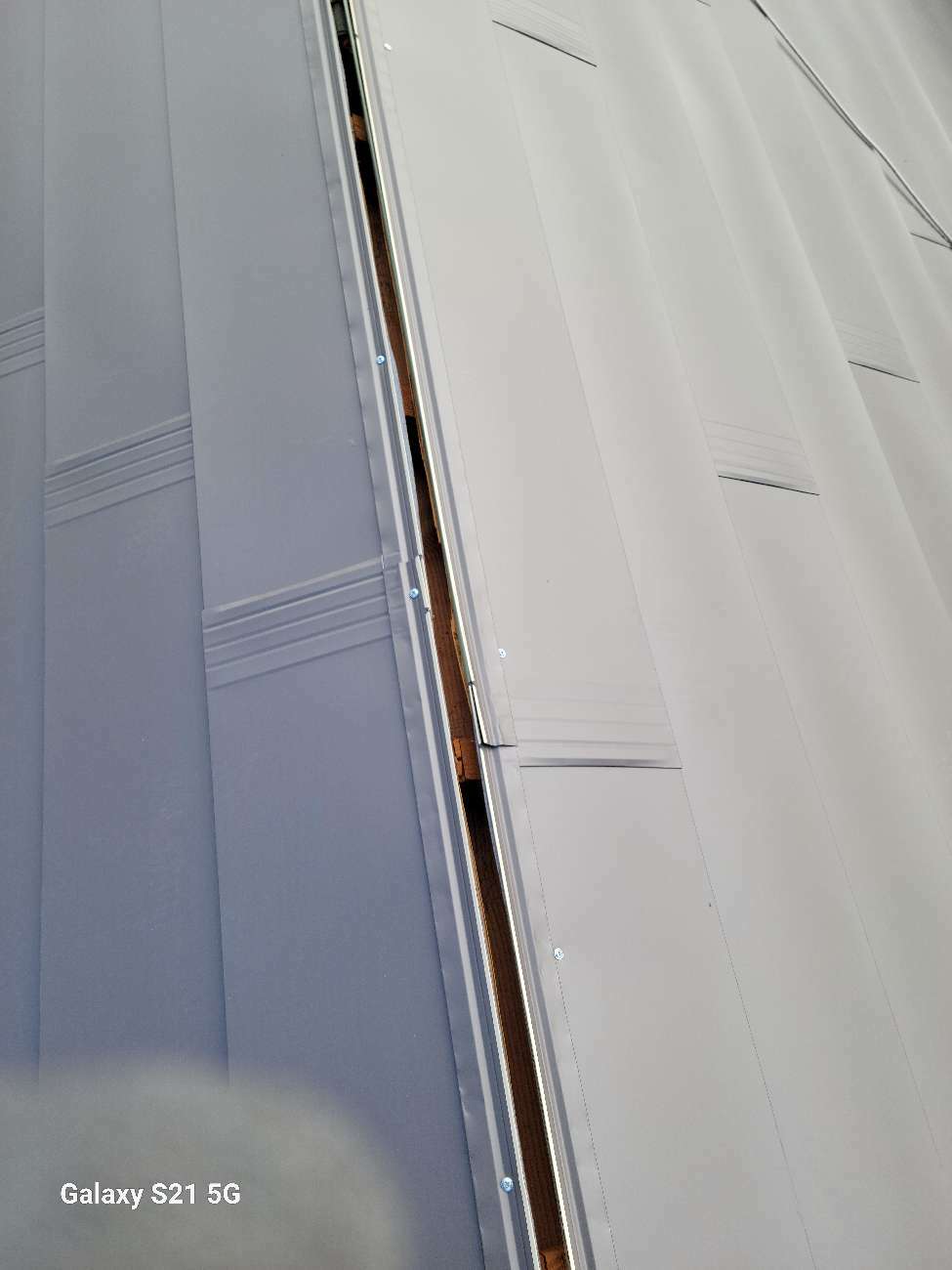 板金設置前の棟部