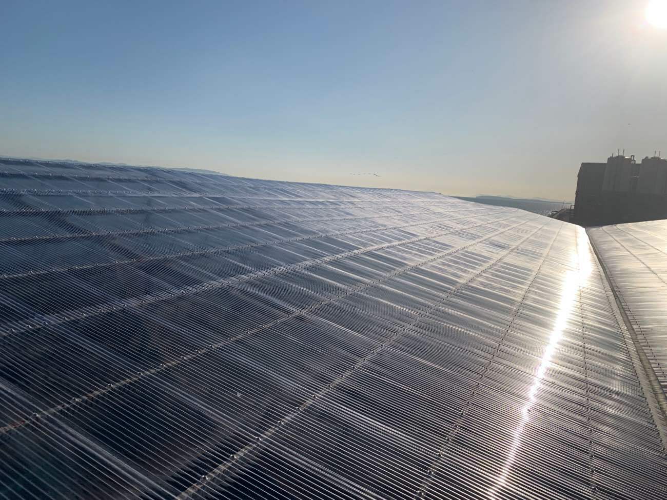 商業施設の波板張り替え完工後