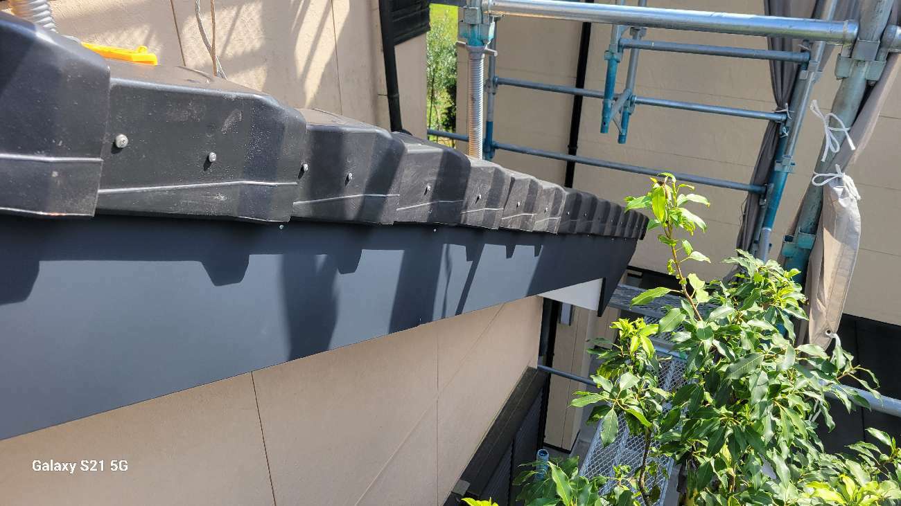 きれいになった破風