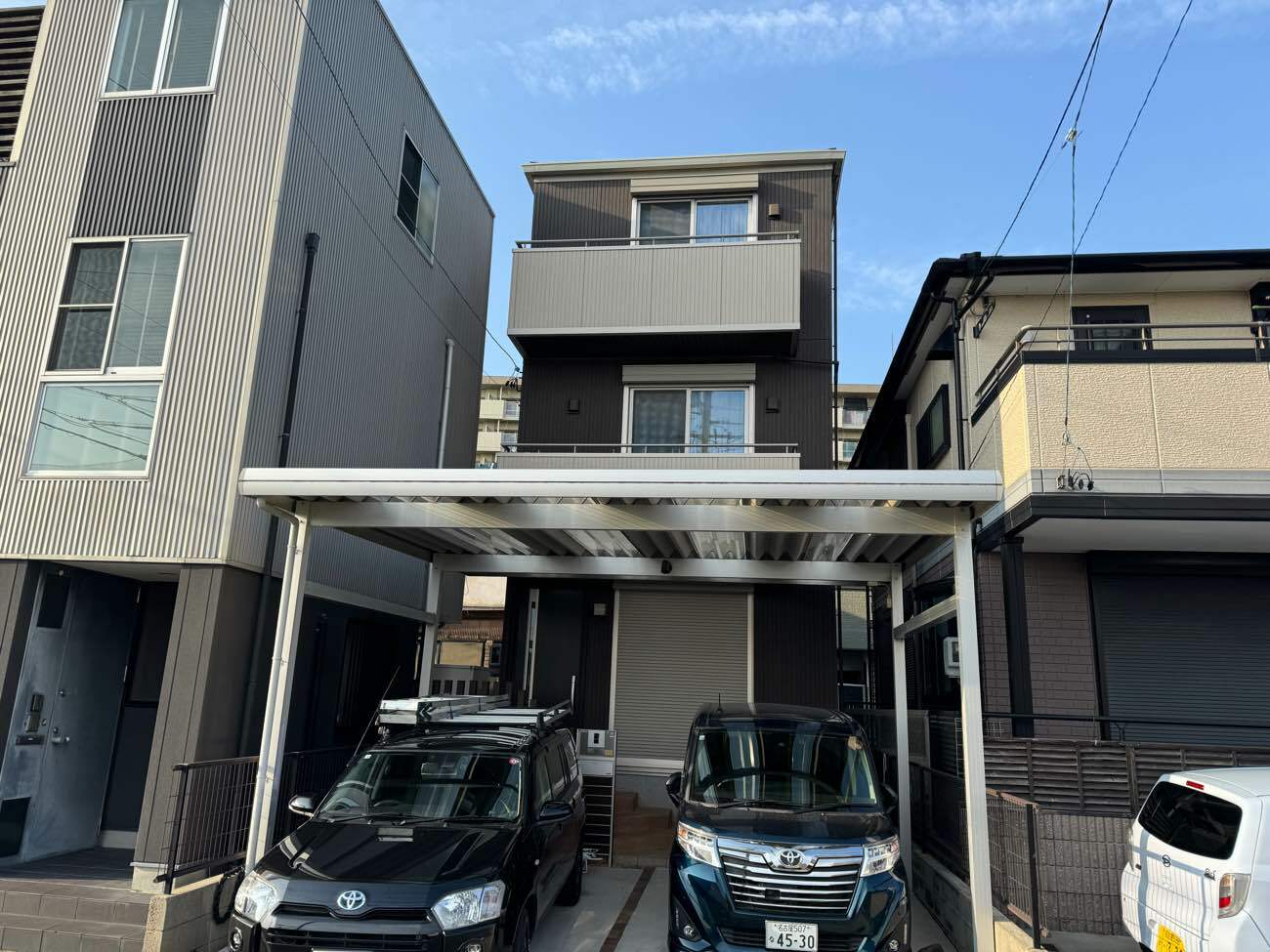 近隣との距離が近い家