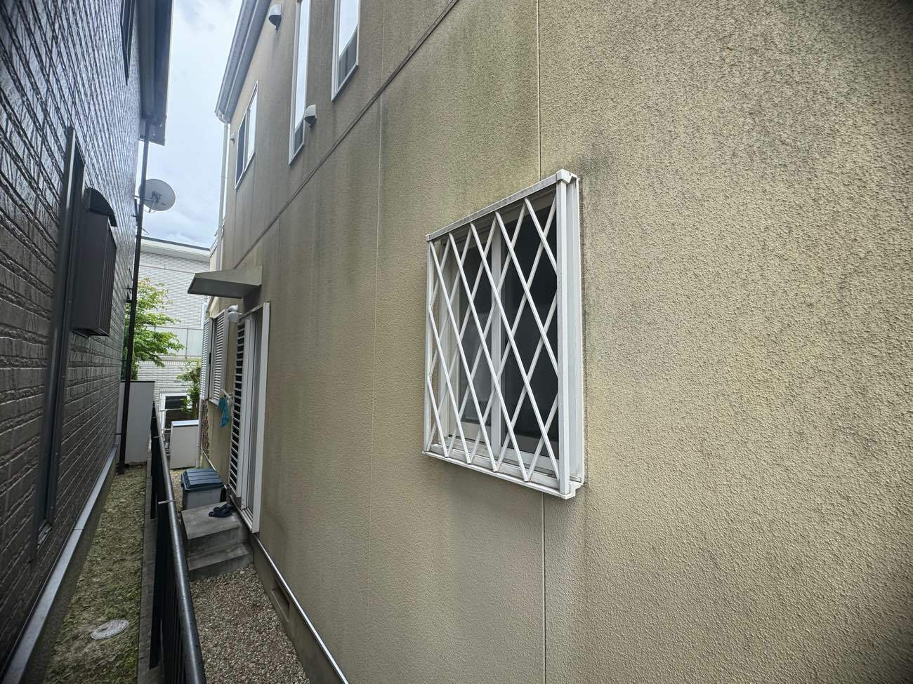 劣化が激しい外壁