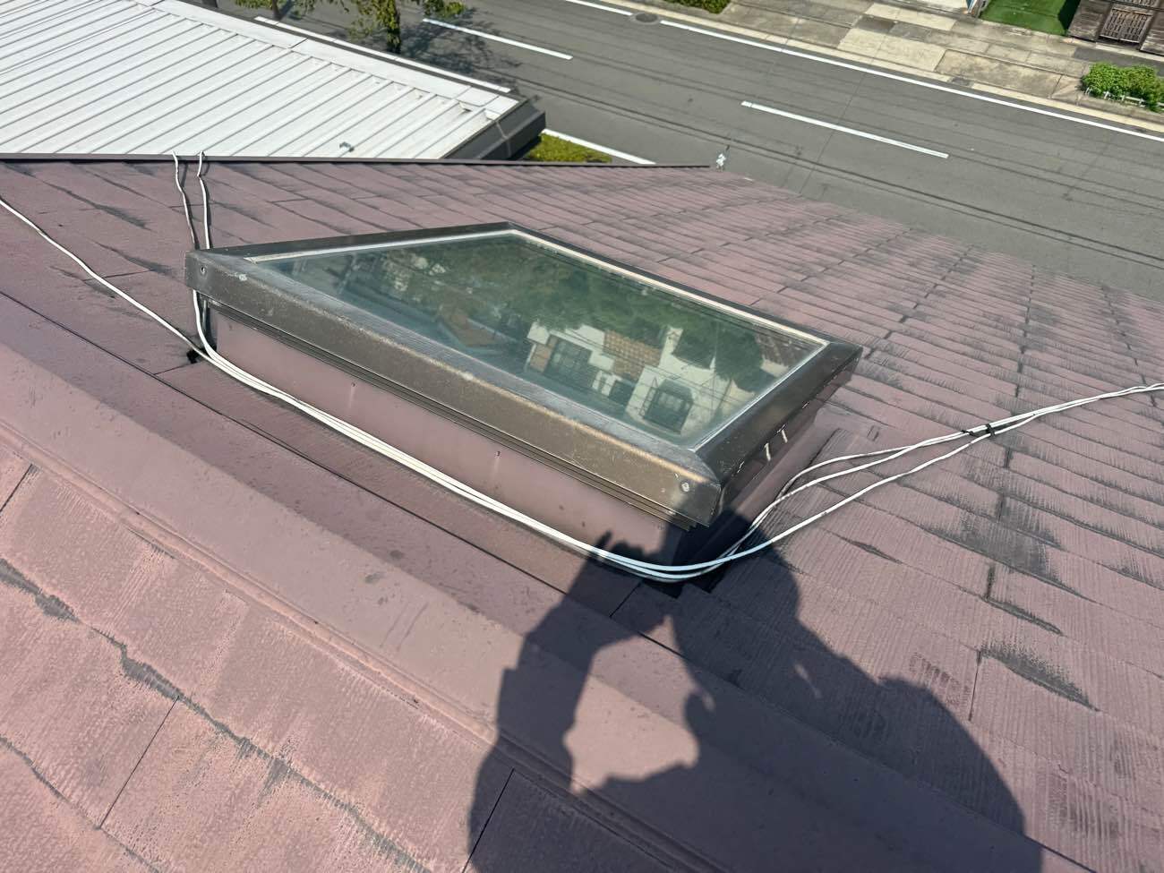 天窓が設けられた屋根