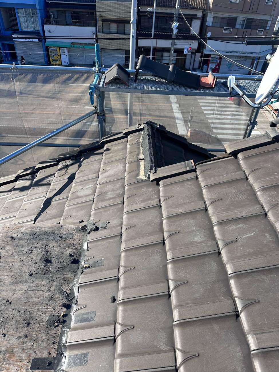 南蛮漆喰を塗布した棟