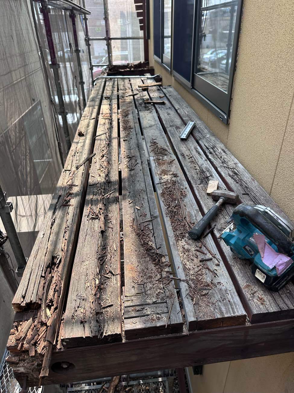 腰壁部分の解体