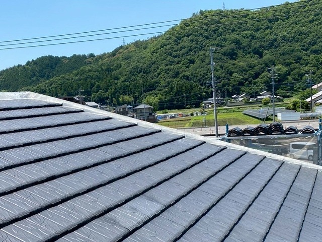 住宅棟瓦取り直し工事で土台部の再構築が完了