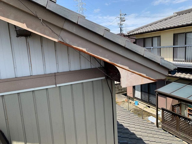 破風板にサビを確認した現場調査