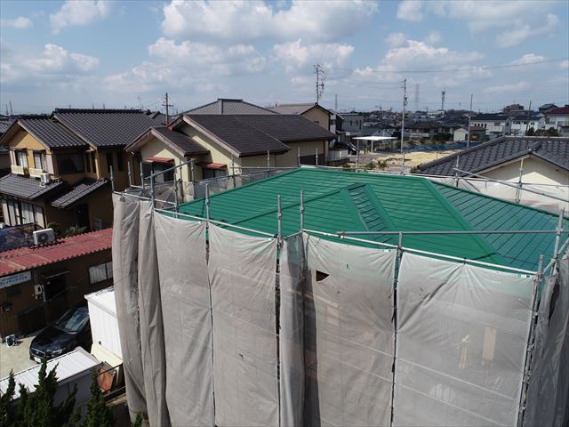 施工中　ドローン