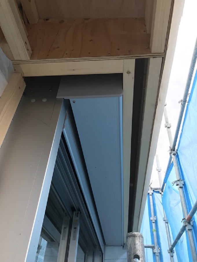 シャッターBOX囲み