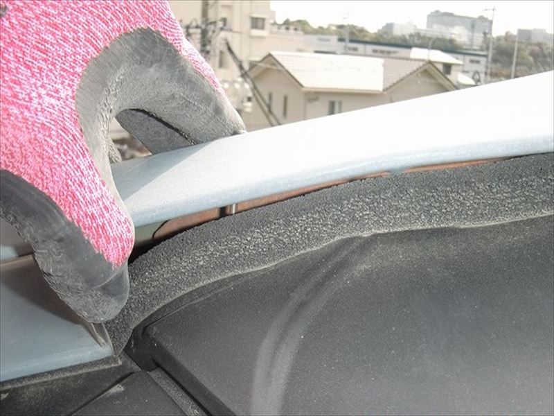 棟板金の釘の緩み