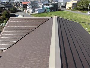 破風板ヒビ割れ