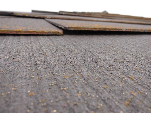 スレートの浮き