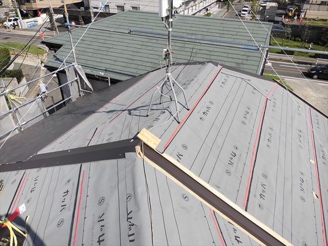 スレート屋根カバー工事