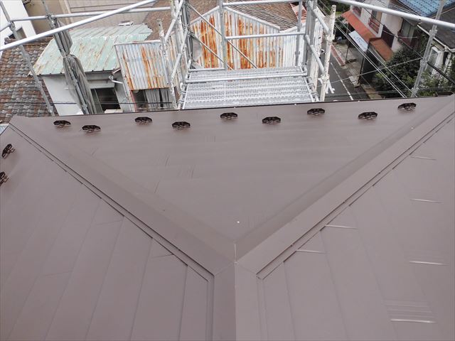 スレート屋根カバー工事