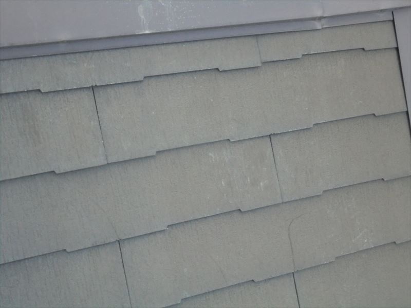 スレートのひび割れ