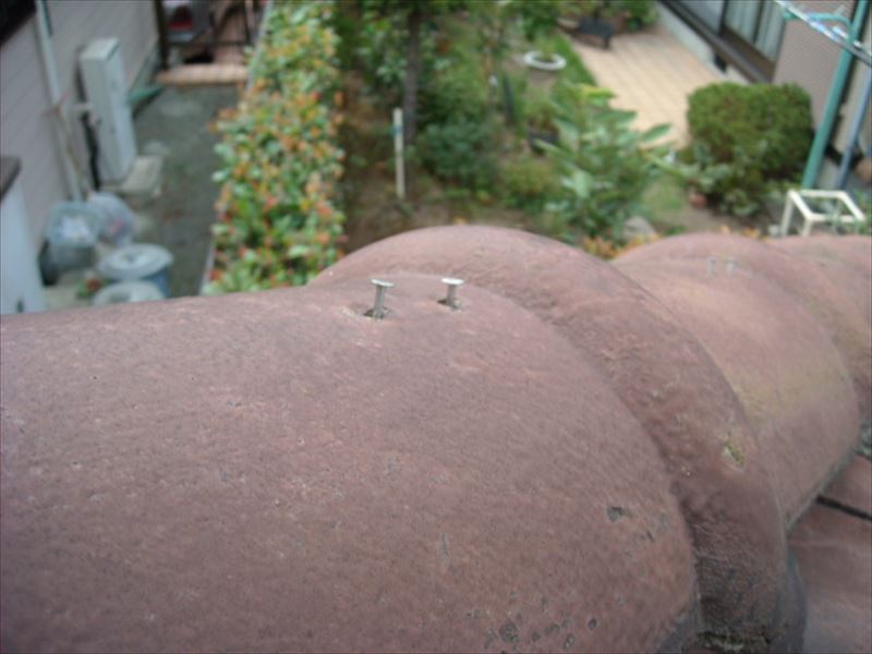 棟瓦の釘浮き