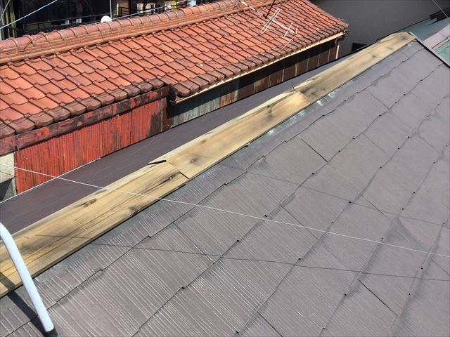 台風で板金が飛んだ