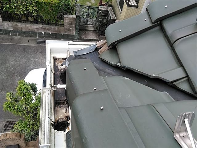 化粧煙突の板金工事