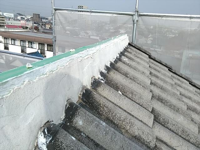 セメント瓦の塗装