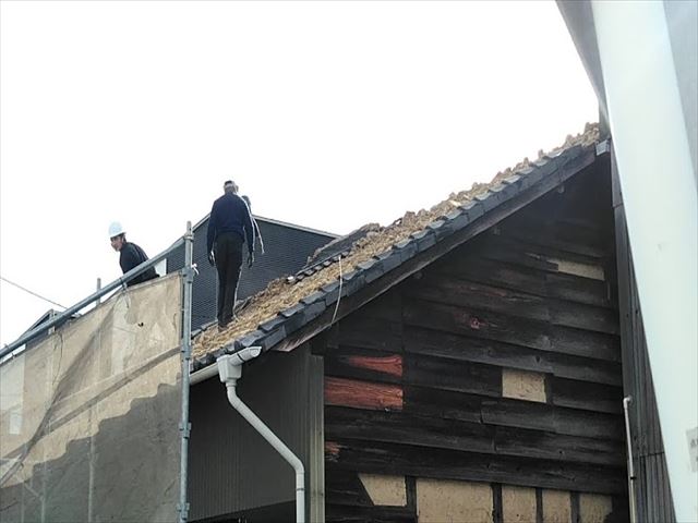 屋根施工
