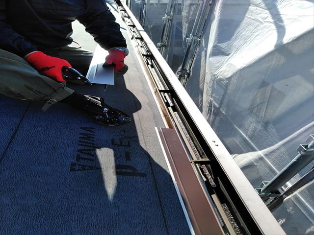 換気棟が飛んだ家のカバー工事