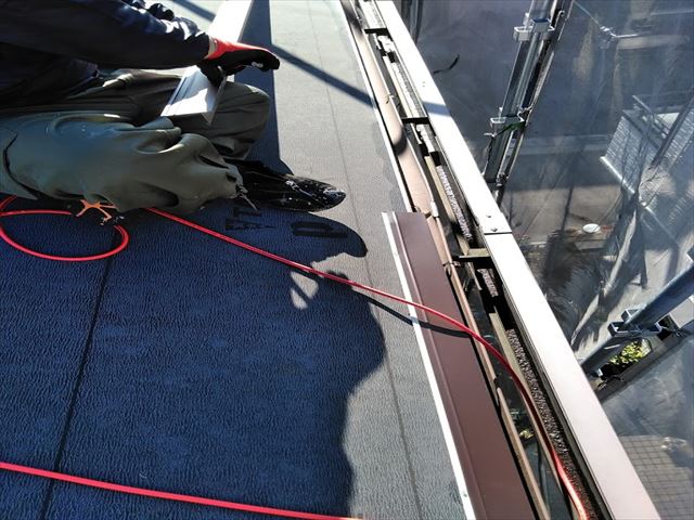 換気棟が飛んだ家のカバー工事