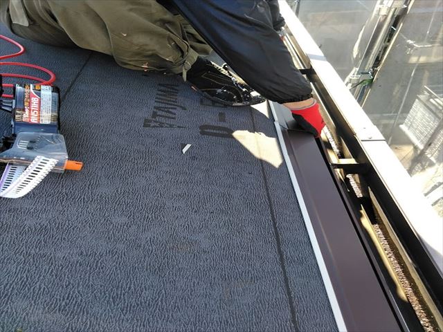 換気棟が飛んだ家のカバー工事