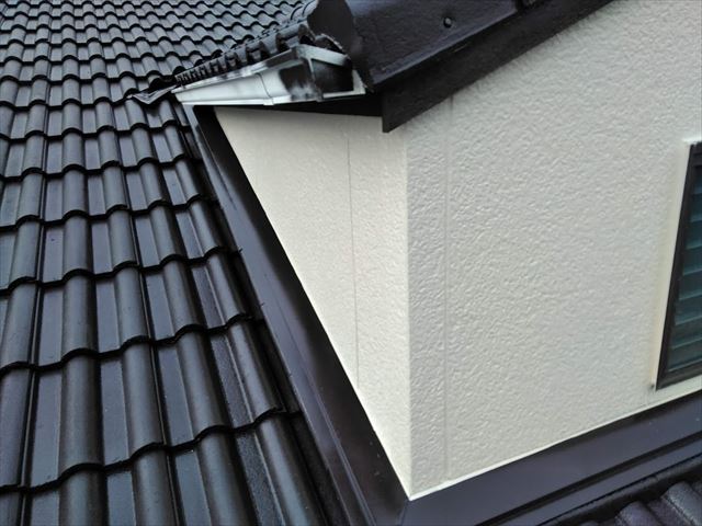 セメント瓦の塗装