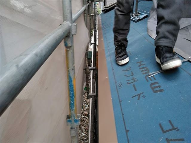 洋瓦を葺き替え