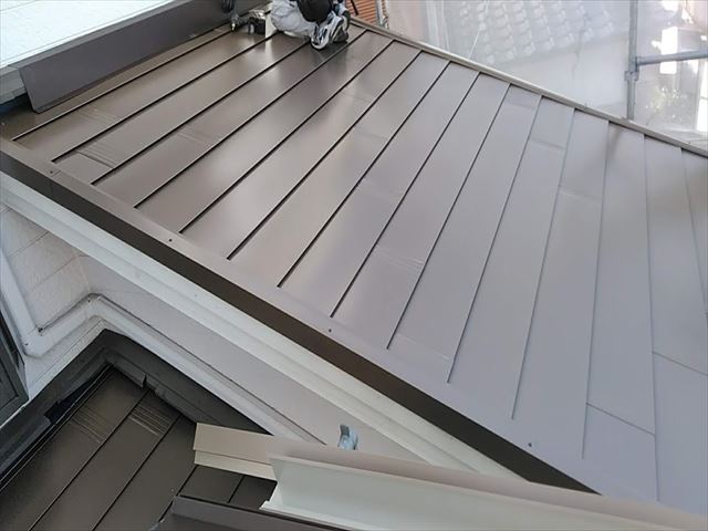 洋瓦を葺き替え