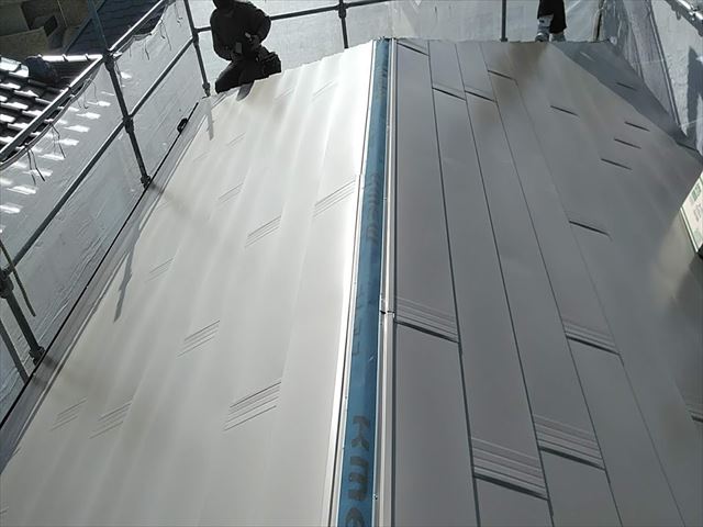 洋瓦を葺き替え