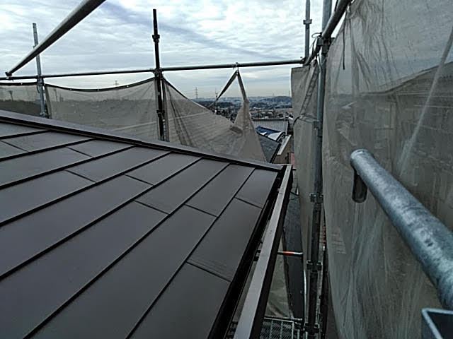 換気棟が飛んだ家のカバー工事