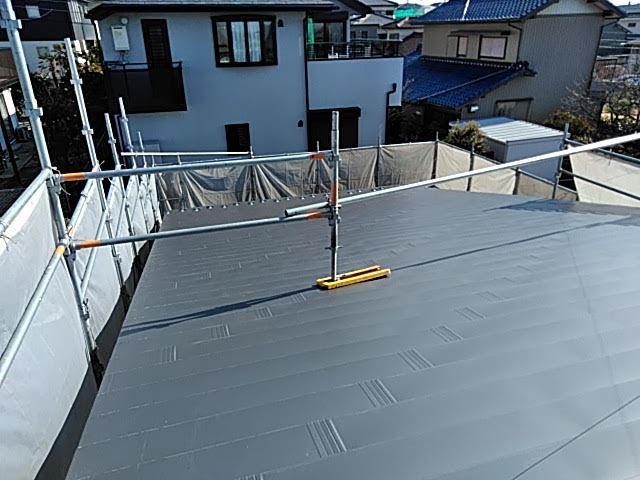 屋根カバー工事