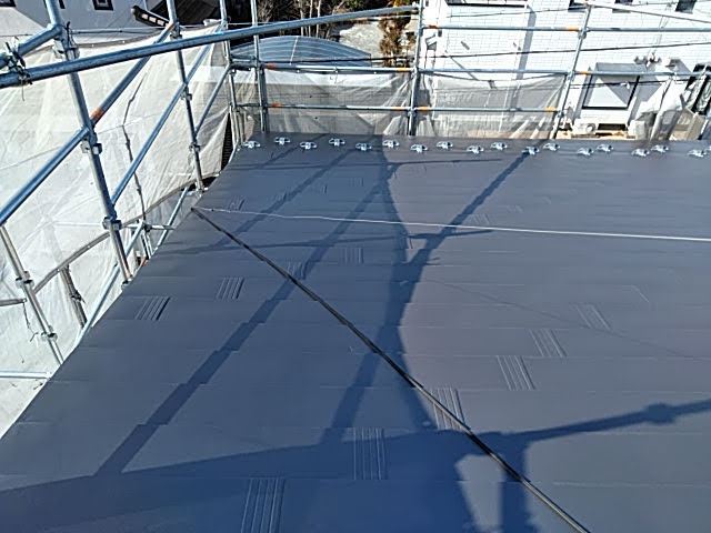 屋根カバー工事