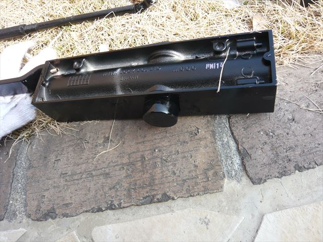 ドアクローザー交換